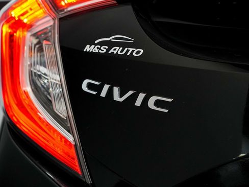 Used 2018 Honda Civic EX image 11