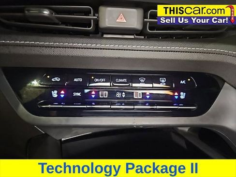 Used 2022 Buick Envision Avenir w/ Technology Package II image 15
