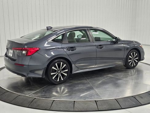 Certified 2022 Honda Civic EX image 31