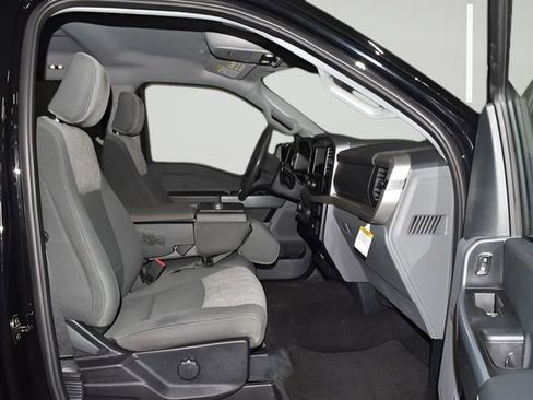 Used 2023 Ford F150 XLT w/ XTR Package AWD/4WD image 22