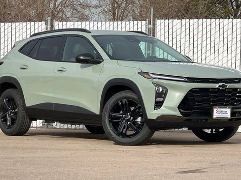 New 2026 Chevrolet Trax ACTIV w/ Driver Confidence Package image 2