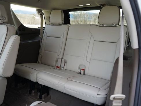 Used 2023 GMC Yukon Denali w/ Advanced Technology Package AWD/4WD image 70