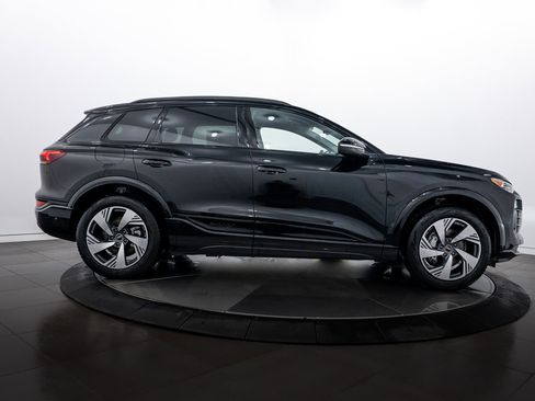 New 2025 Audi Q6 e-tron Premium Plus image 3