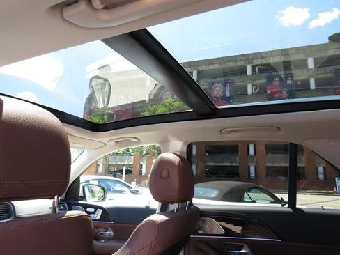 Used 2024 Mercedes-Benz GLE 350 4MATIC image 19