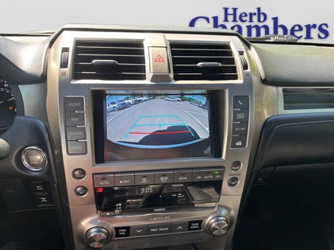 Used 2020 Lexus GX 460 Premium w/ Premium Package AWD/4WD image 12