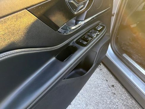 Certified 2024 Lincoln Corsair Premiere image 15