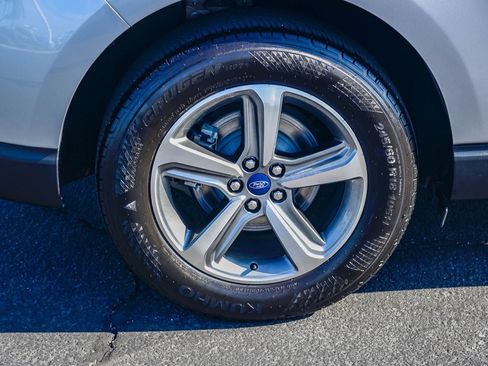 Used 2020 Ford Edge SEL w/ Convenience Package image 8