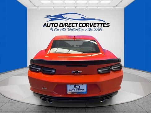 Used 2021 Chevrolet Camaro SS RWD image 9