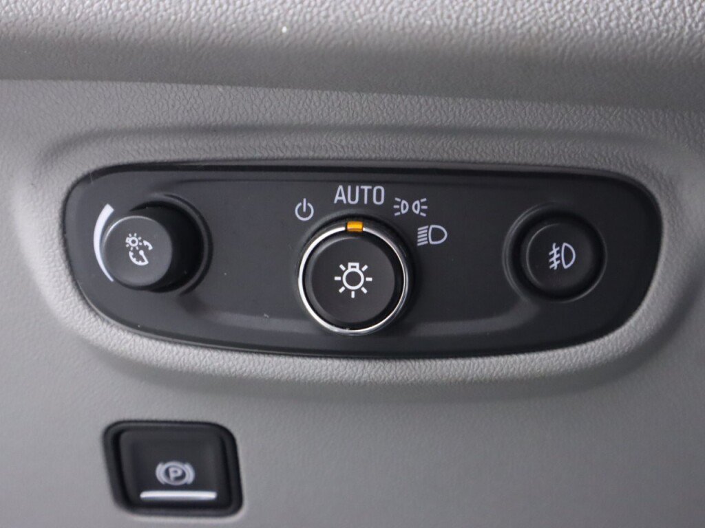 Used 2020 GMC Terrain SLT AWD/4WD image 10