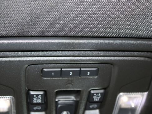 Used 2019 Chevrolet Silverado 1500 High Country w/ Technology Package AWD/4WD image 47