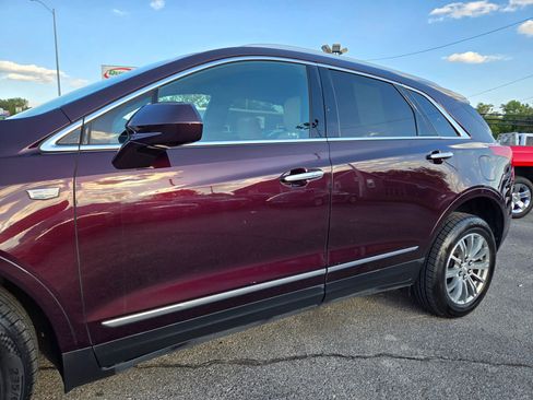 Used 2017 Cadillac XT5 Luxury w/ Driver Awareness Package AWD/4WD image 9