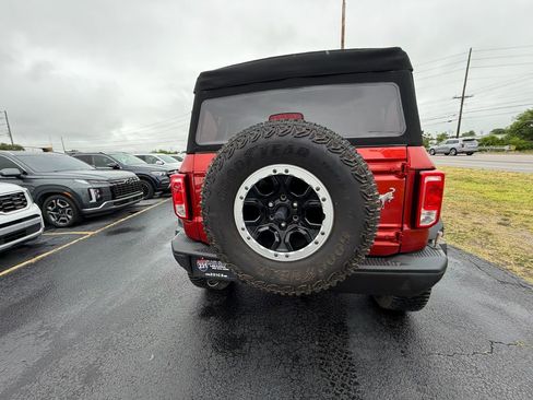 Used 2023 Ford Bronco Black Diamond w/ Sasquatch Package AWD/4WD image 4
