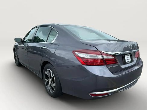 Used 2016 Honda Accord LX image 4