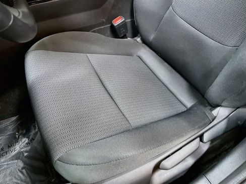 Used 2024 Toyota Prius LE AWD/4WD image 19