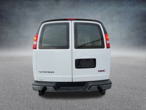 Used 2024 GMC Savana 2500 w/ Driver Convenience Package image 11