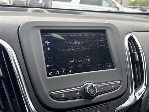 Used 2024 Chevrolet Equinox LT w/ LPO, Floor Liner Package AWD/4WD image 13