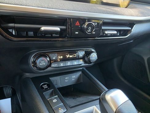 New 2026 Nissan Kicks SV image 22