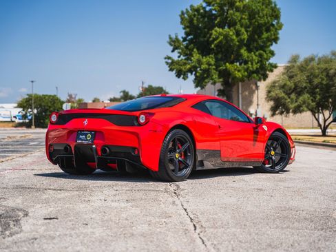 Used 2015 Ferrari 458 Speciale Coupe RWD image 10