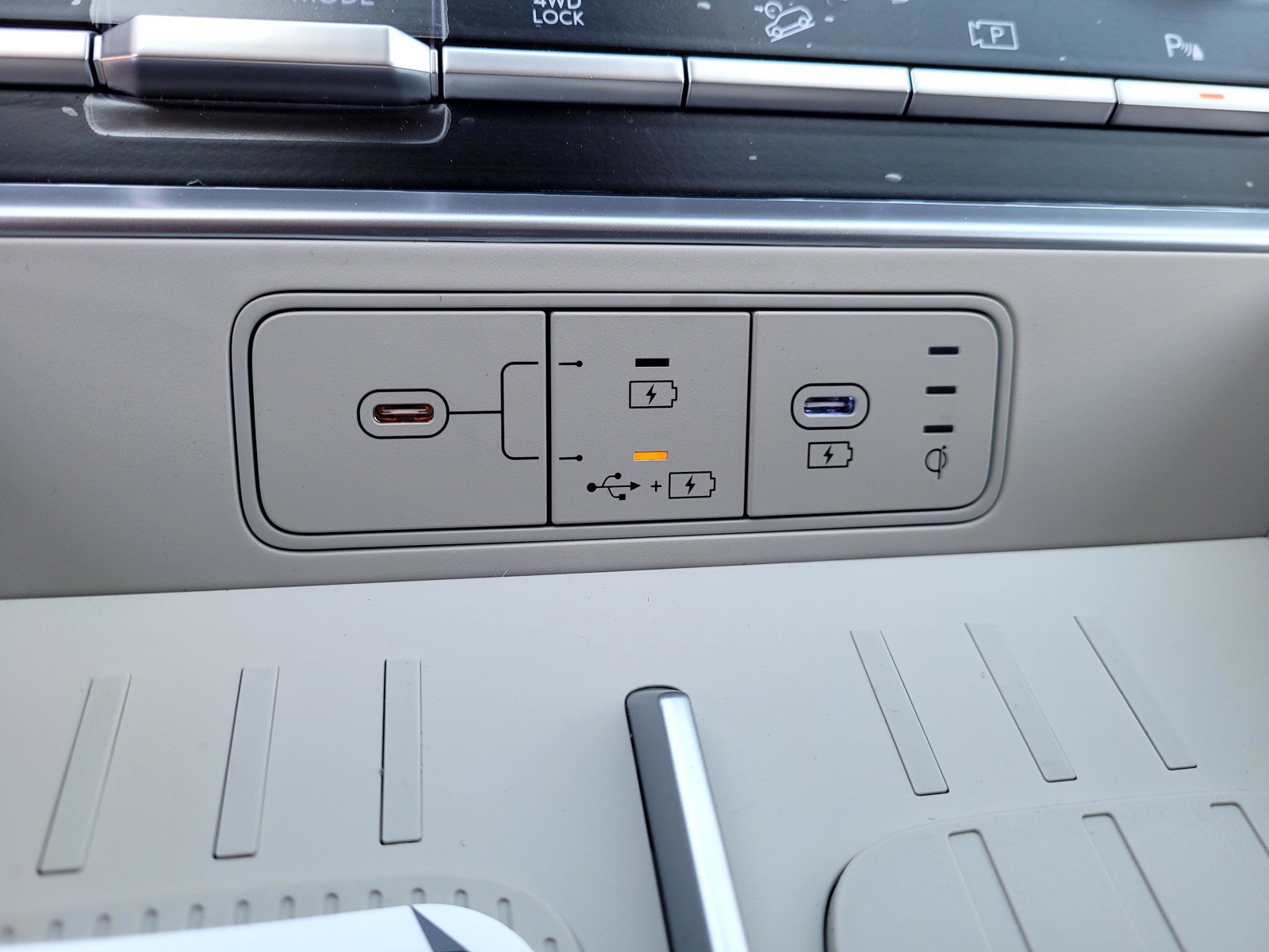 New 2026 Hyundai Santa Fe SEL AWD/4WD image 19