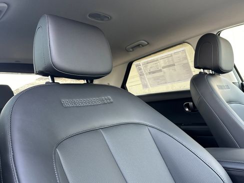 New 2026 Hyundai Ioniq 5 SEL image 17