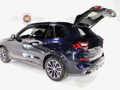 Used 2023 BMW X5 M50i w/ Climate Comfort Package image 31