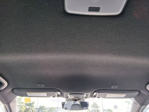 Used 2026 Toyota Corolla SE FWD image 13