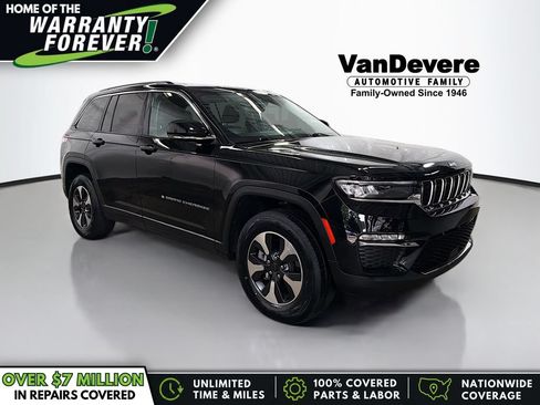Used 2023 Jeep Grand Cherokee 4WD 4xe image 1