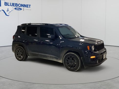 Used 2020 Jeep Renegade Altitude FWD image 2