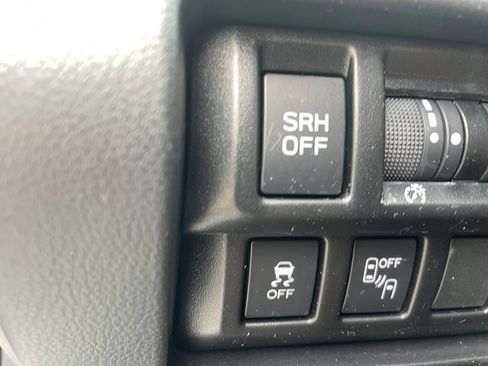 Used 2023 Subaru Impreza 2.0i Limited image 15