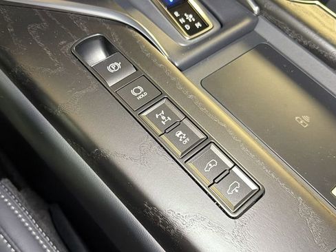 New 2026 Lexus LX 700h Luxury image 21