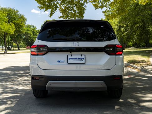 Used 2025 Honda Pilot EX-L image 8