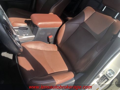 Used 2018 Toyota 4Runner Limited image 11