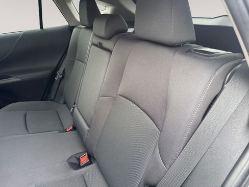 Used 2024 Toyota Venza LE image 13