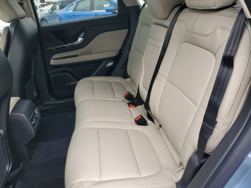 New 2026 Lincoln Corsair Premiere image 26