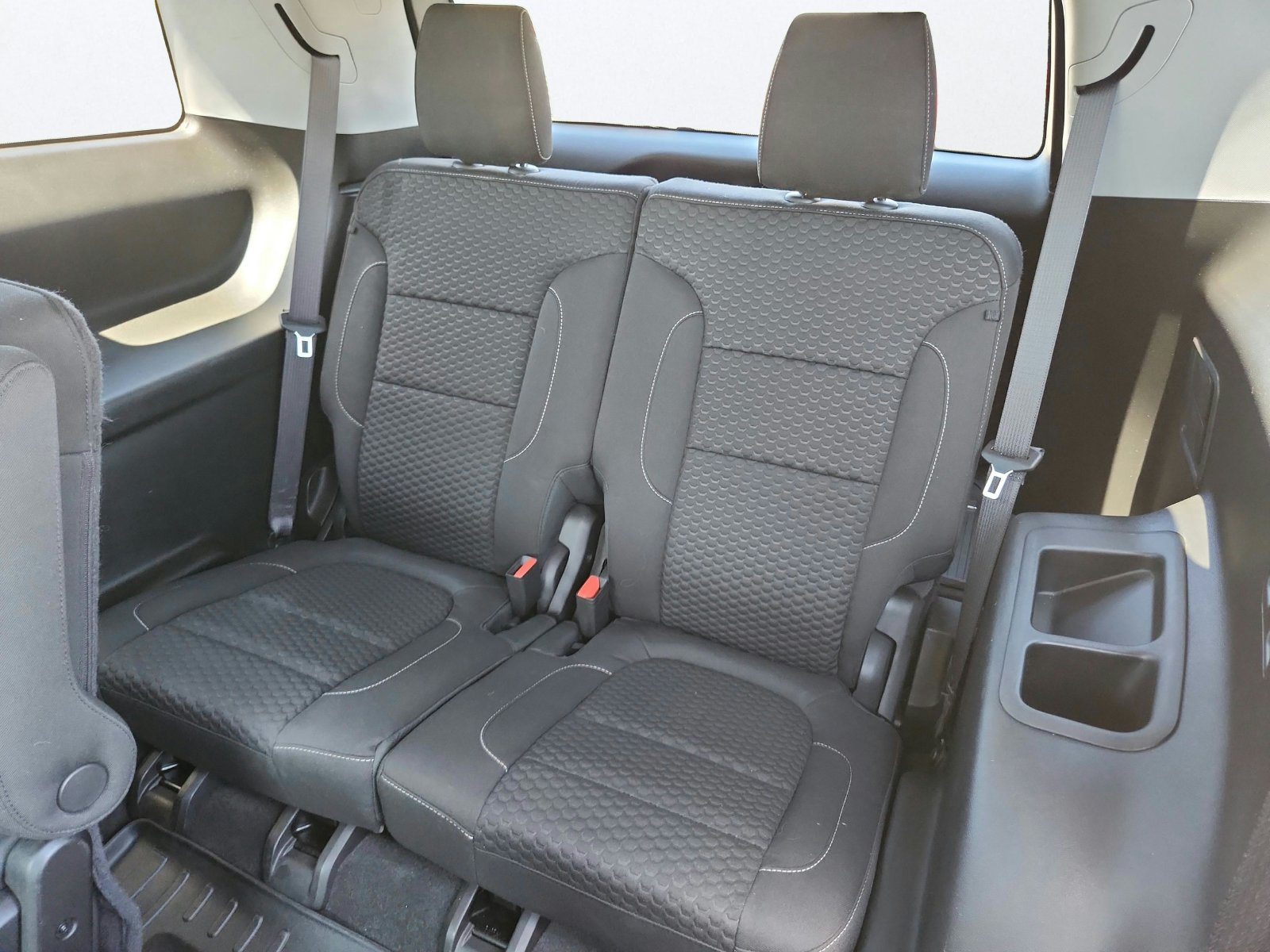 Used 2017 GMC Acadia SLE FWD image 23