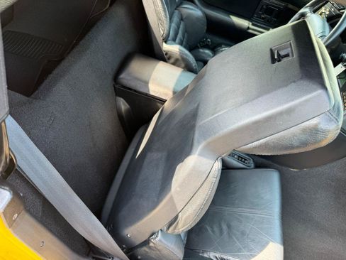 Used 1992 Chevrolet Corvette Coupe RWD image 40
