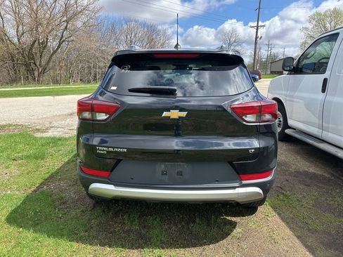 Used 2025 Chevrolet TrailBlazer LT w/ Driver Confidence Package image 12
