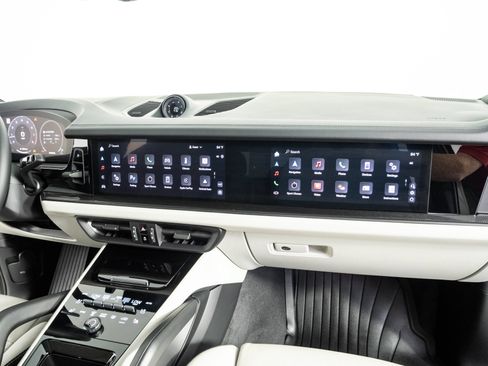 Certified 2025 Porsche Cayenne GTS AWD/4WD image 26