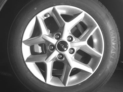 Used 2025 Kia Soul LX w/ LX Technology Package image 12