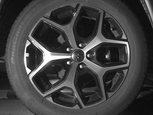 Used 2025 Jeep Compass Limited image 15