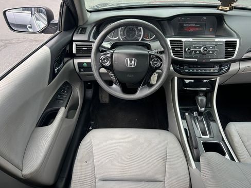 Used 2016 Honda Accord LX image 24