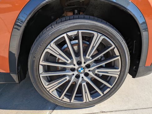 Used 2023 BMW X1 xDrive28i w/ Premium Package image 9