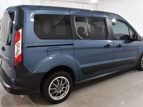 Used 2022 Ford Transit Connect XL FWD image 11
