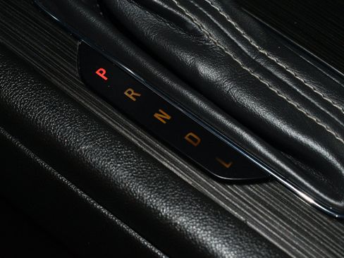 Used 2019 GMC Acadia SLT FWD image 40