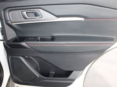 Used 2025 Ford Explorer ST-Line AWD/4WD image 54