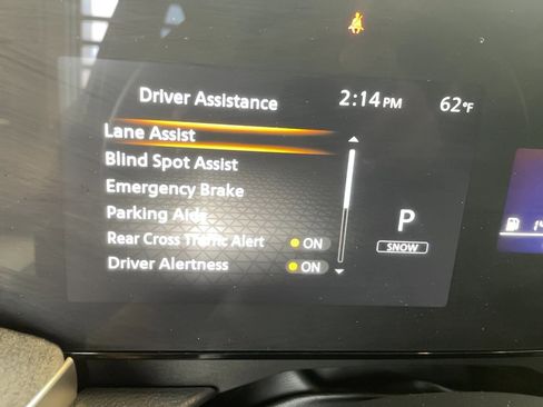 Used 2025 Nissan Kicks SV image 13