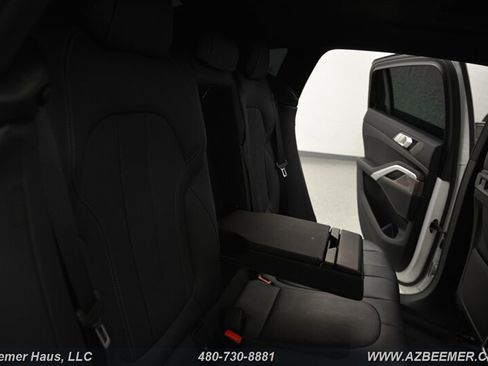 Used 2022 BMW X6 xDrive40i w/ M Sport Package AWD/4WD image 28