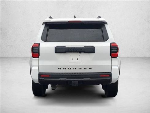 Certified 2025 Toyota 4Runner SR5 image 7