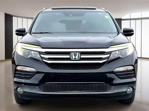 Used 2016 Honda Pilot Touring image 2