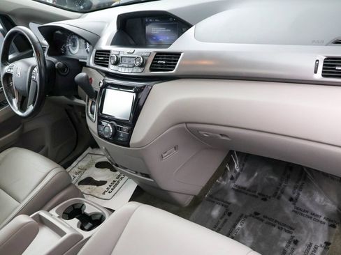 Used 2016 Honda Odyssey EX-L image 30